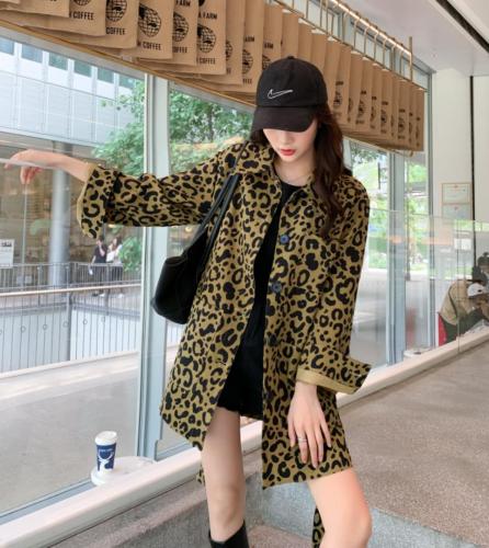 香丽迪秋装新款豹纹外套图片