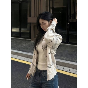 中年女装2025秋装新款羊毛混纺针织开衫外搭妈妈百搭春秋直筒上衣图片