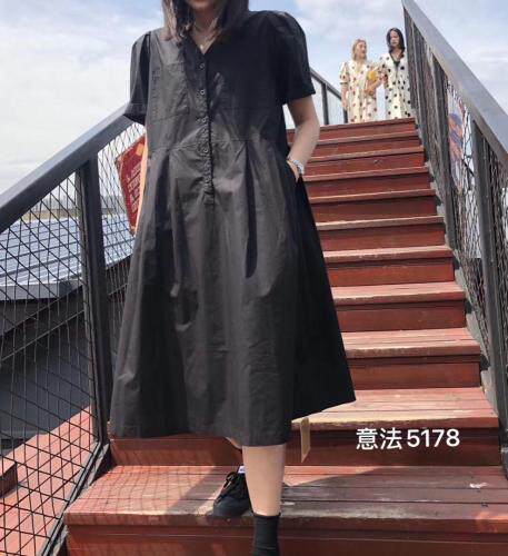 春夏款日韩风连衣裙，女装连衣裙，金子