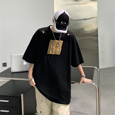 黑色