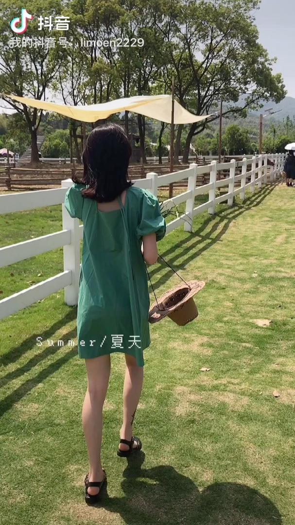方领显瘦连衣裙,女装连衣裙,mm+ 里墨恩