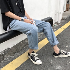 蓝色