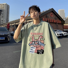 奶绿色