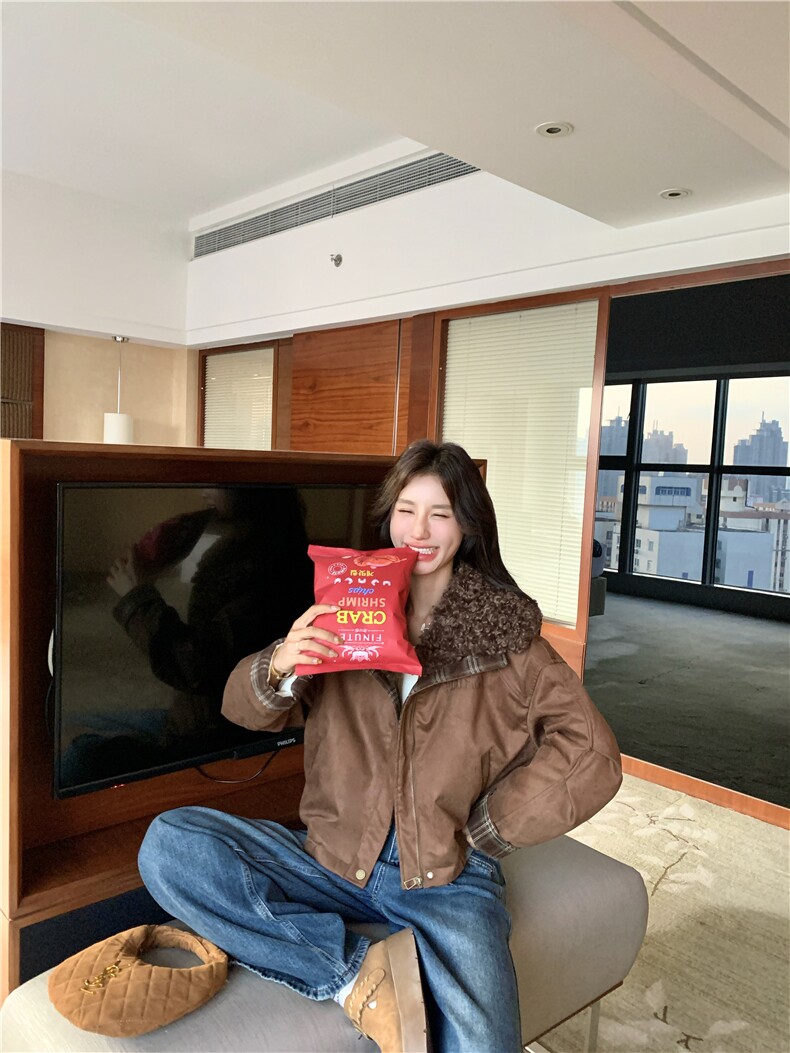 【}xian货】25冬季新款，麂皮羽绒外套带可拆卸毛毛大翻领,女装短外套,2C283
