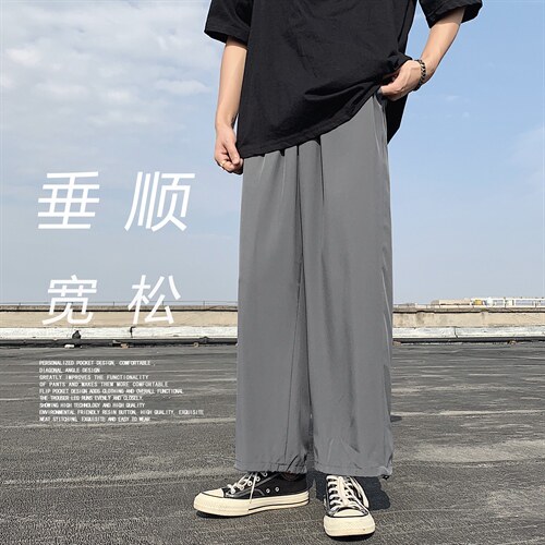 深灰色