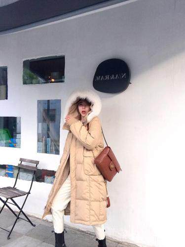 狐狸毛大毛领长款羽绒服，女装羽绒服，尚映