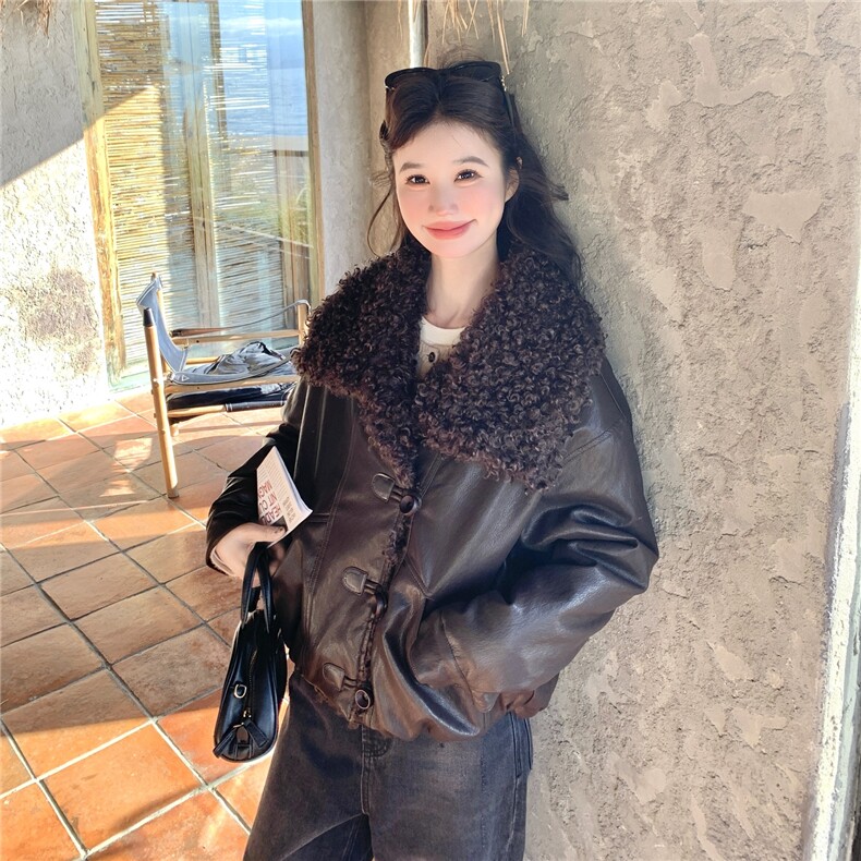 美拉德巨好看蛋白皮衣羽绒服女2025冬季新款双子星高端高级外套,女装羽绒服,艾米莉亚
