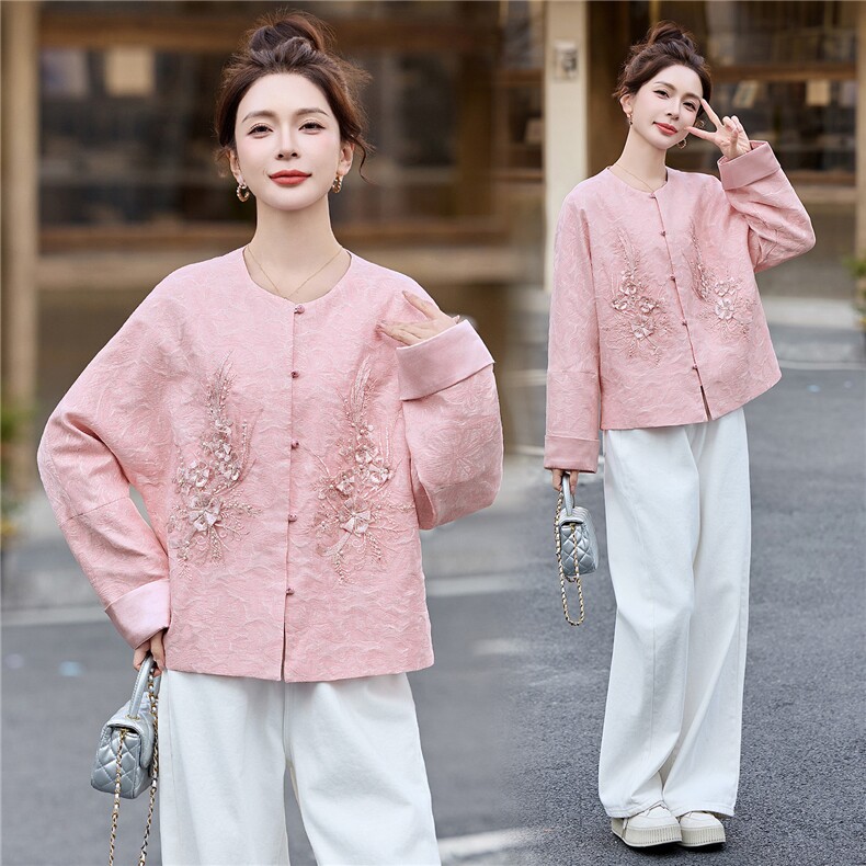 2026春秋新款圆领短外套新中式时尚女上衣，女装短外套，妙形