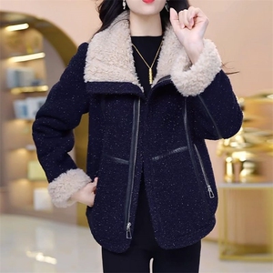 【大货已出】加绒加厚保暖修身显瘦上衣女时尚小香风短款外套女图片