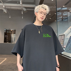 深灰色