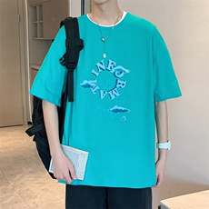 湖绿色