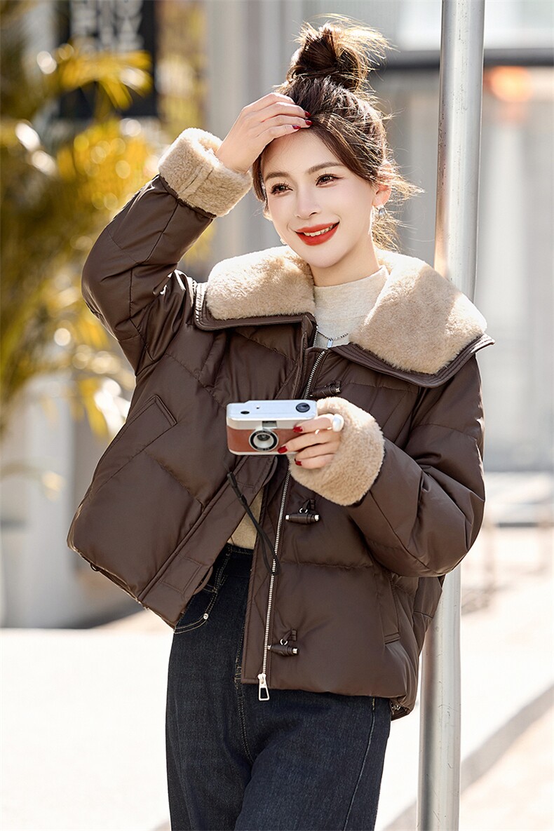 羊羔毛领拼接PU皮羽绒服女2025冬季新款小个子气质显瘦白鸭绒外套,女装羽绒服,慕咨