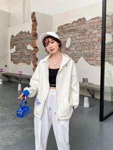 彩色针织外套图片