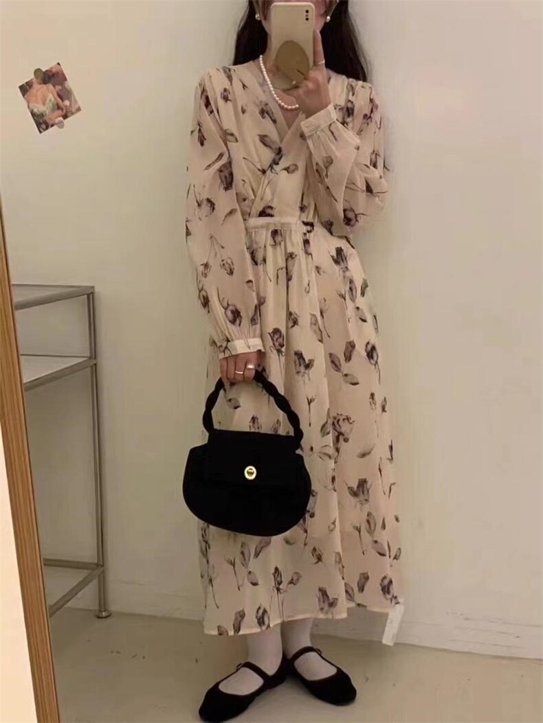 春装碎花连衣裙，女装连衣裙，佳其