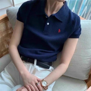 夏季通勤简约舒适百搭翻领小马图案短袖女款图片