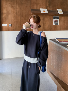 韩系气质假两件露肩卫衣套装裙女2025秋季新款小个子显瘦两件套潮图片
