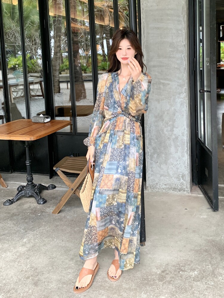 法式复古碎花连衣裙女夏季新款度假风森系小众收腰显瘦气质长裙子,女装连衣裙,浙宝210（原浙宝191）