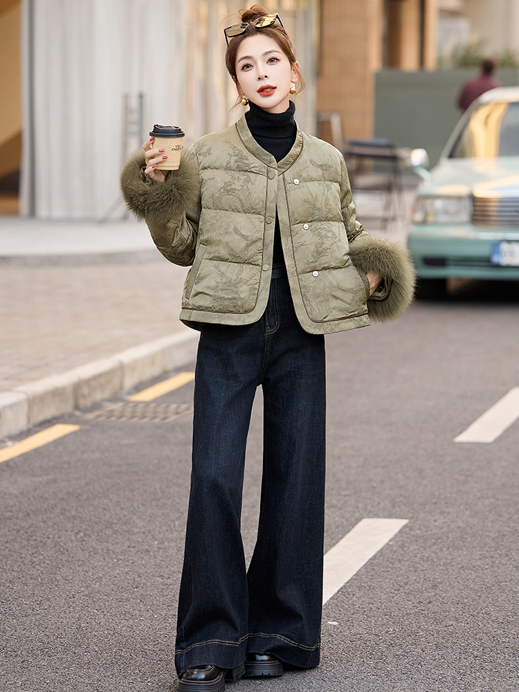 狐狸毛羽绒服女提花短外套2024冬季新款新中式白鸭绒上衣,女装羽绒服,仟媚宠