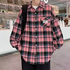 粉红色