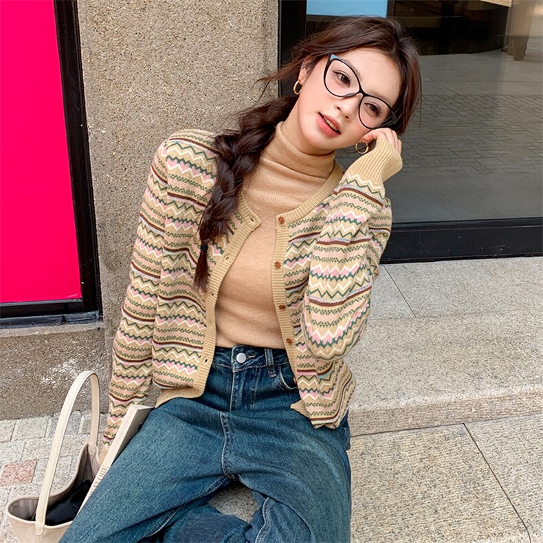 小香风条纹羊毛开衫外套女春秋2025年新款小个子盐系轻熟减龄上衣，女装短外套，天使之佳话