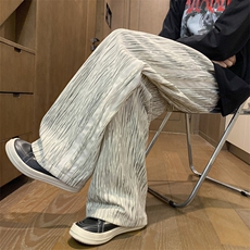 米白色