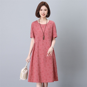2025夏季新款连衣裙女中年妈妈装宽松休闲显瘦遮肚藏肉裙子中长裙图片