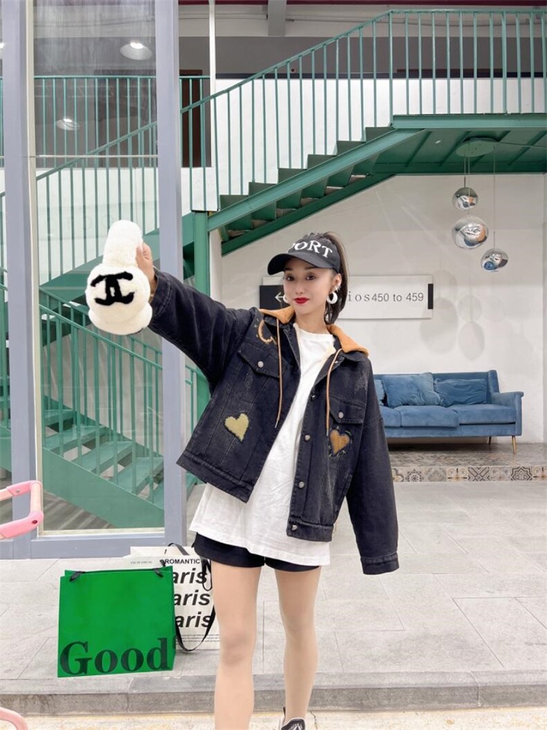 爆版冬款加厚牛仔外套帽子可拆卸，其它，金地雪