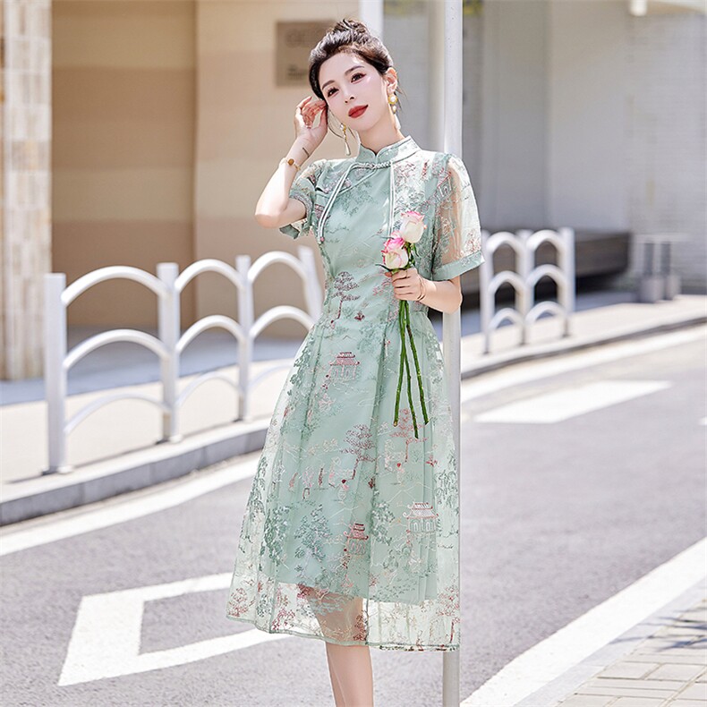 现货新款夏装2024年新中式旗袍改良盘扣重工刺绣收腰连衣裙,女装连衣裙,采品优优