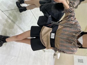 秋季新款套头拼接格子卫衣图片