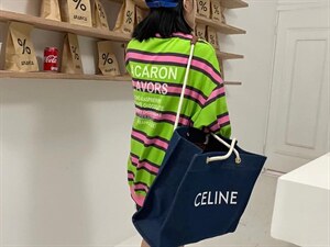 春季新款条纹大版休闲卫衣图片