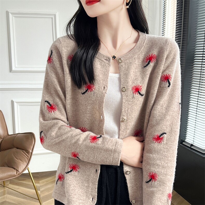 绣花圆领短款羊毛衫女2024年秋冬新款休闲舒适,女装羊毛衫,蒙特羊绒