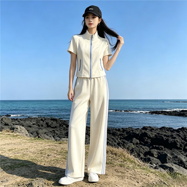 港风炸街休闲运动套装女夏洋气显瘦修身立领短袖上衣阔腿裤两件套,女装套装/套裙,江南