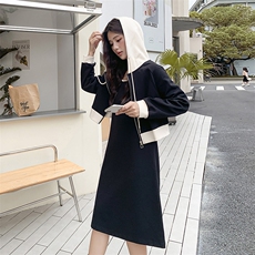 【新品】秋季卫衣连衣裙套装82397-P150-K208，女装套装/套裙，辉之琳