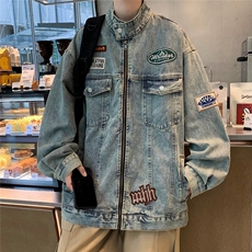蓝色