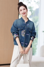2024春季新款女气质时尚绣花新中式重工短款牛仔外套女，女装短外套，曼娅璐