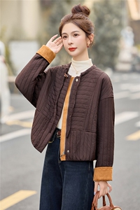 时尚圆领撞色短款棉服女2025冬新款休闲宽松保暖棉衣夹棉加厚外套图片