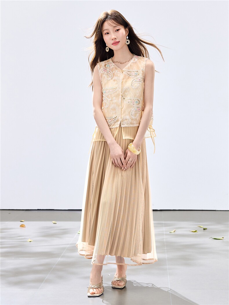 夏季新款现货！2026新中式重工洋气百搭款马甲+百褶半裙两件套女,女装套装/套裙,央宝儿
