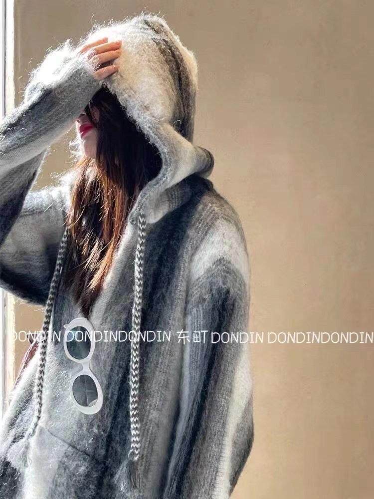 现货 连帽渐变宽松毛衣，女装针织衫/毛衣，东町