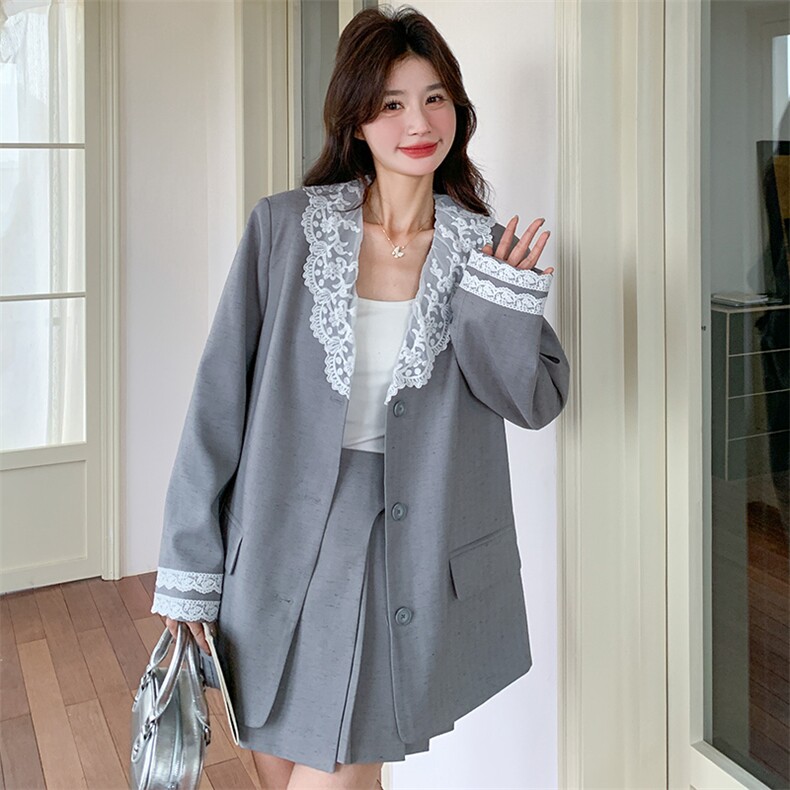 高级感炸街小西装套装裙女春天2025新款蕾丝拼接西服百褶裙两件套,女装套装/套裙,纯色衣恋