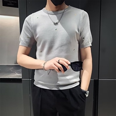 灰色
