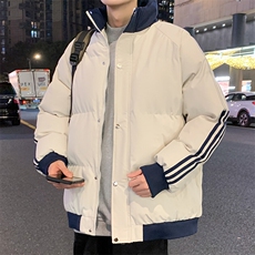 奶白色