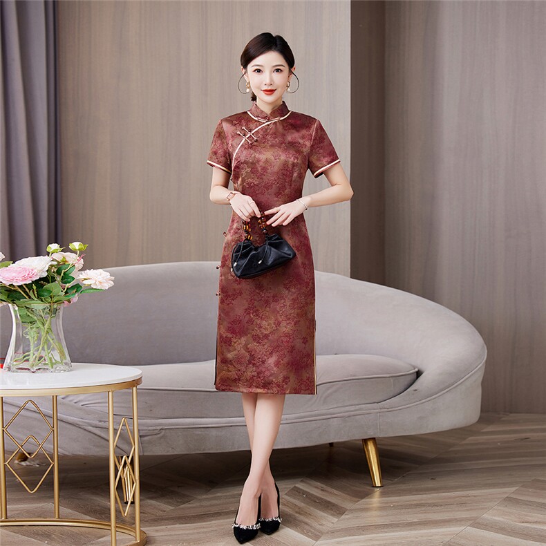 2025年夏季新品时尚气质金丝提花香云纱品质真丝喜庆中长款旗袍裙，女装汉服/婚纱/旗袍/礼服，媚琳依坊