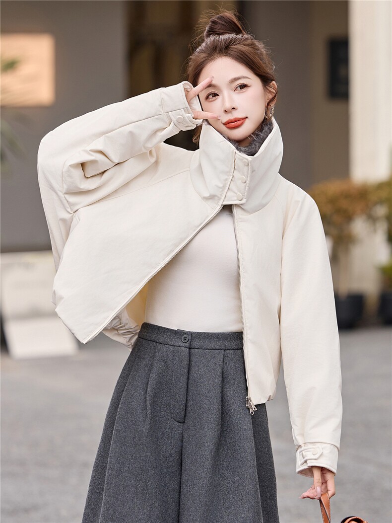 90白鸭绒羽绒服外套女2025年冬季新款大毛领翻领休闲羽绒服女,女装羽绒服,美沁