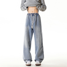 浅蓝色