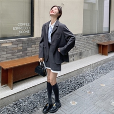 灰色减龄气质小西装套装裙女秋2025新款韩版小个子西服短裙两件套，女装套装/套裙，2C016