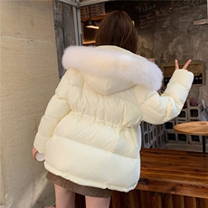 现货送手套露丝同款90白鸭绒狐狸毛羽绒服2B153-8813-P450-K585，女装羽绒服，2B153