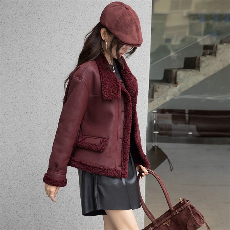 现货皮毛一体羊羔毛外套女短款2024秋冬新款加绒加厚外套，女装羊羔毛/颗粒绒，美拉德工厂直营店