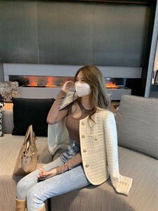 2021三色小金丝小香风外套图片