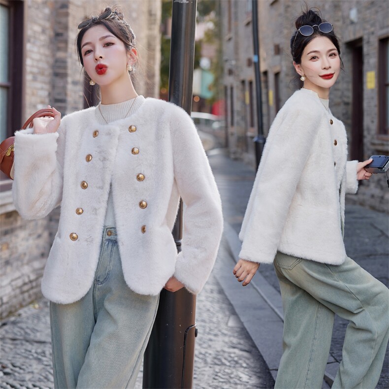 2024秋冬新款双排扣小香风环保貂毛加厚长款毛绒一体外套，女装羊羔毛/颗粒绒，瑶迪依秀