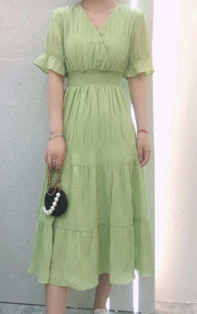 夏装连衣裙和小衫，女装连衣裙，依度空间